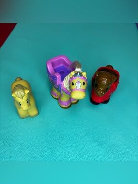 Little People Vintage‎ Ponies/Horses Lot of 3 Figurines